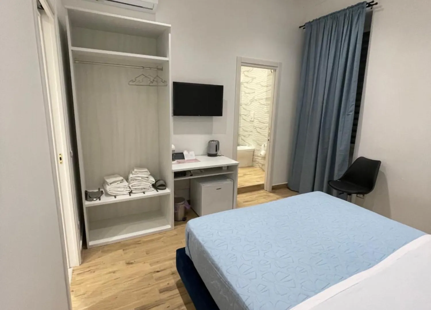 San Gennaro S Room نابولي بيت ضيافة